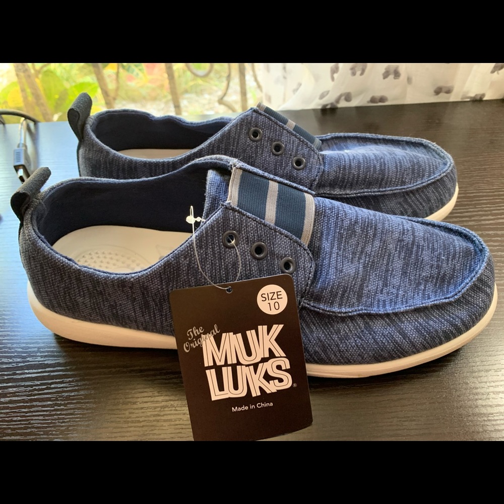 NWT Muk Luks Men’s Casual Slip-On Sneakers